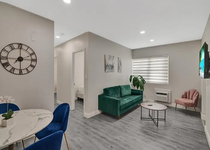 Bay Harbor Suites