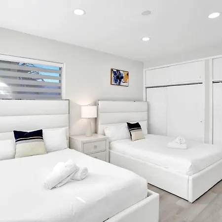 Bay Harbor Suites Miami Beach Exterior photo